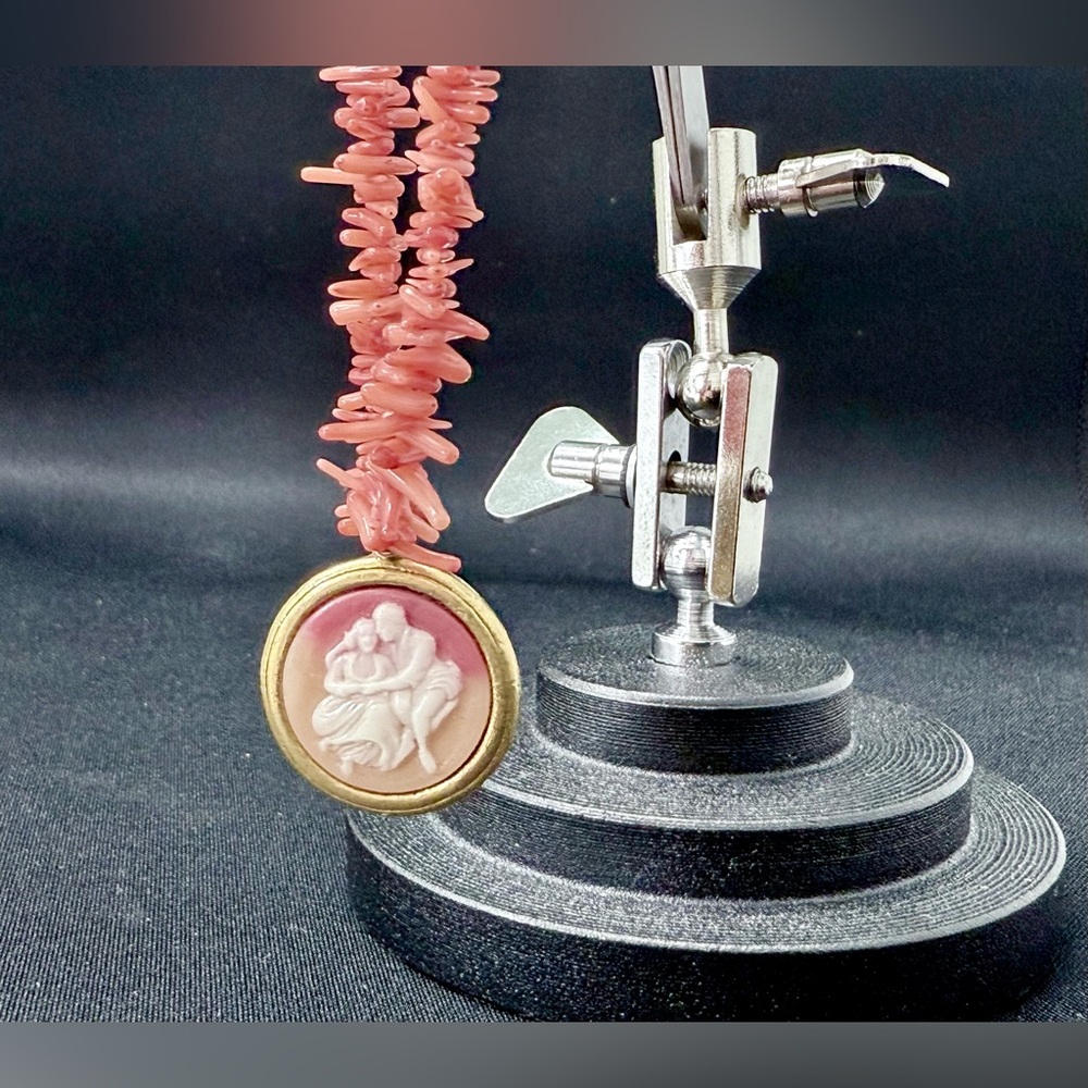 Phone wristlet or bag charm, enamel cameo pendant & carved lotus blossom bead - Picture 2 of 5